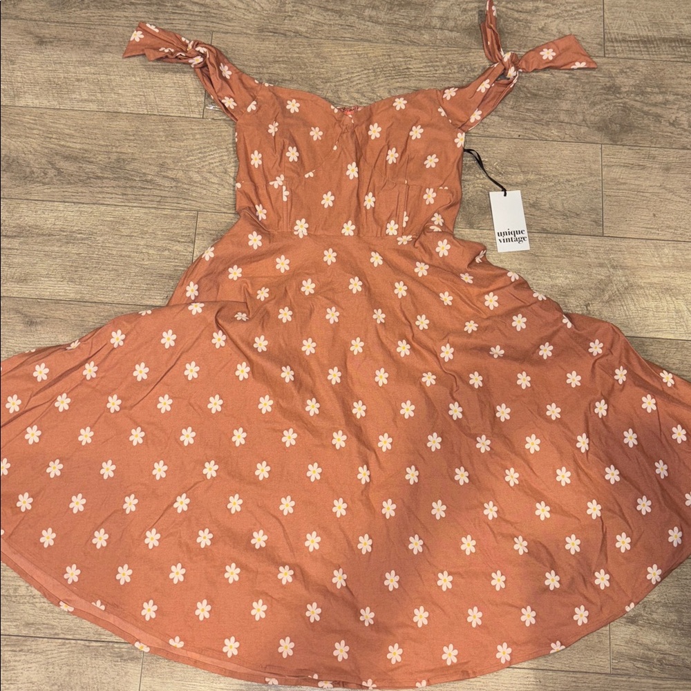 Unique Vintage Floral Dress (Large)